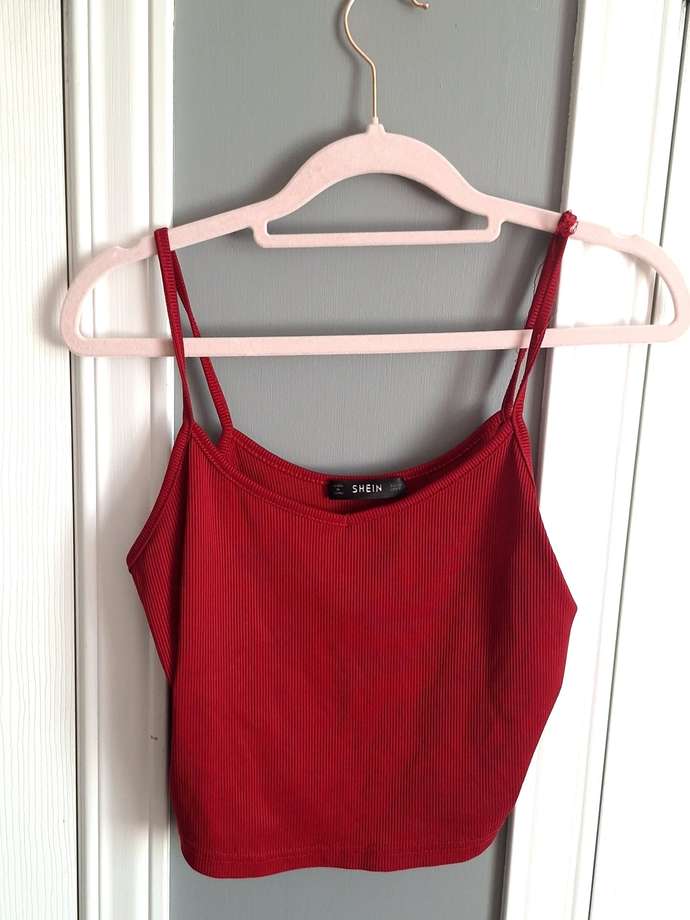 SHEIN Burgundy Ribbed Spaghetti Strap Crop Tank